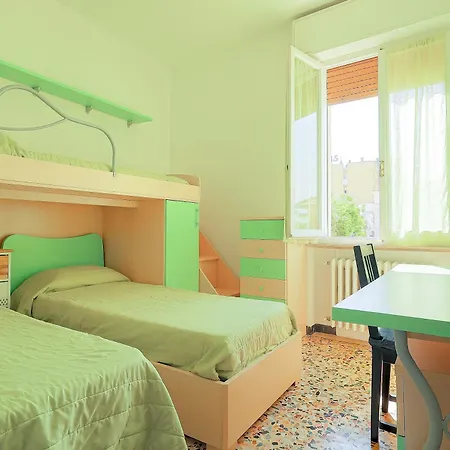 公寓 Grande Casa Al Mare 140mq 西尼加利亚